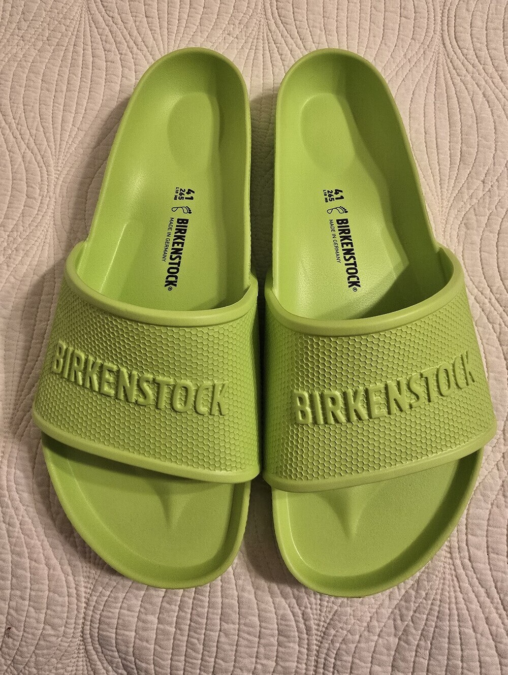 NWOT Birkenstock Ladies EVA Slide Sandals in Lime Green